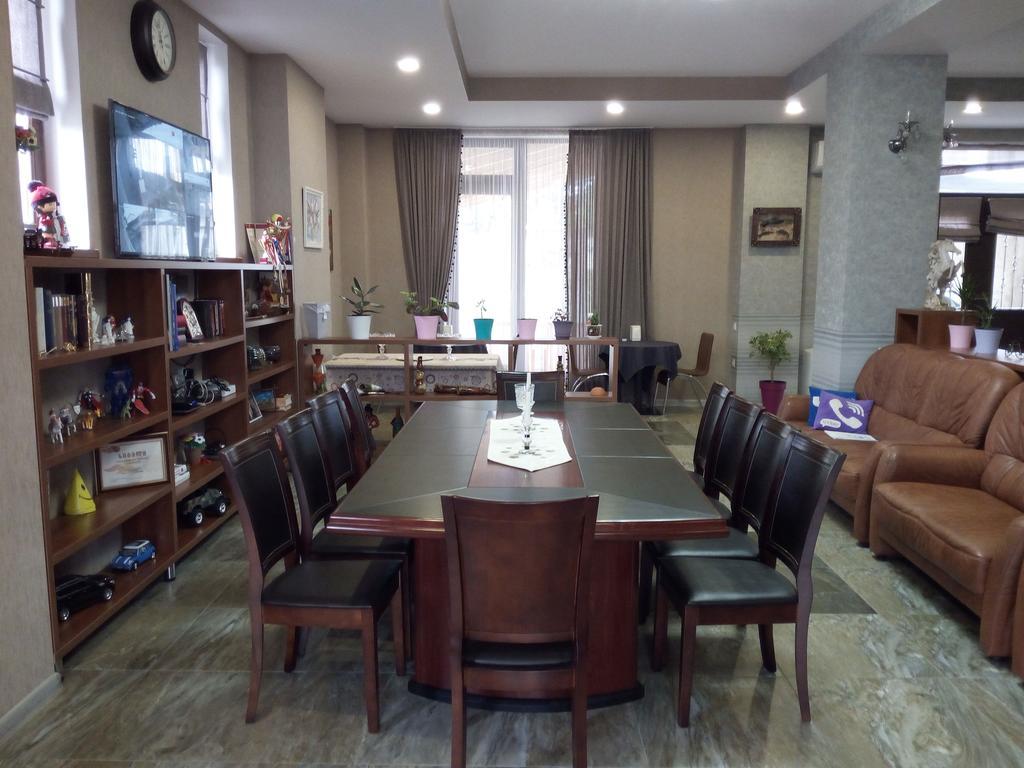Hotel Salmer Tbilisi Luaran gambar