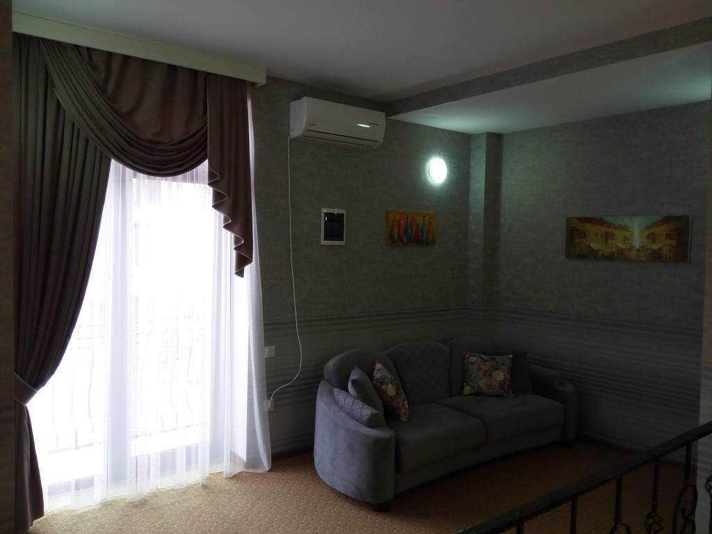 Hotel Salmer Tbilisi Luaran gambar