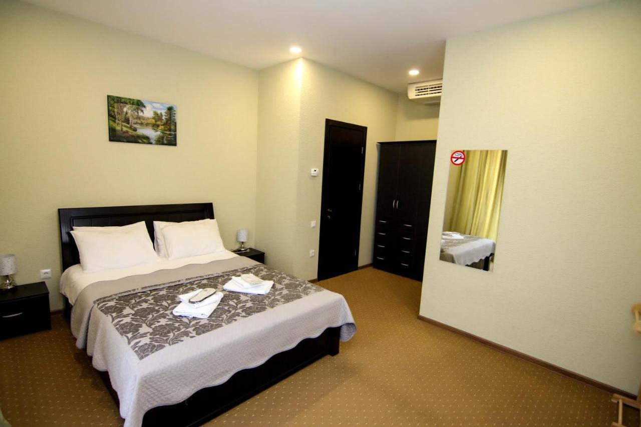 Hotel Salmer Tbilisi Luaran gambar